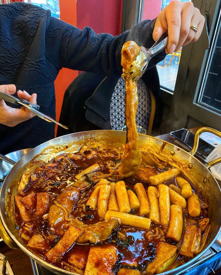 [압구정로데오역맛집] 곱창떡볶이가 맛있는 "압구정곱떡"