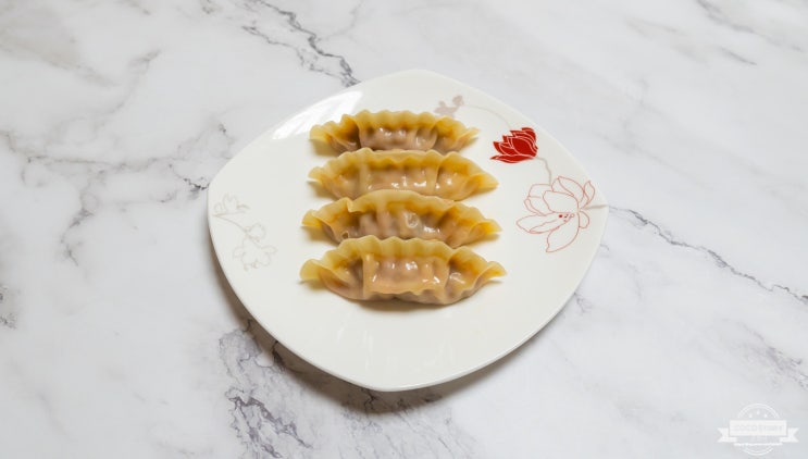  오뚜기 열라만두! 이름처럼 맵다~ 찐만두로 먹어보기
