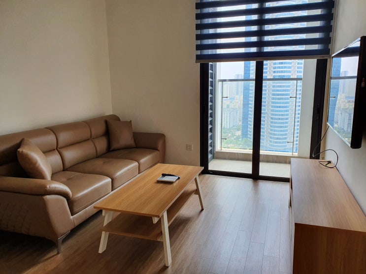  [ 하노이 아파트 임대] 스카이레이크 1룸-풀옵션- 이쁜 집 - S2 동- 1500만동 - 0968650193
