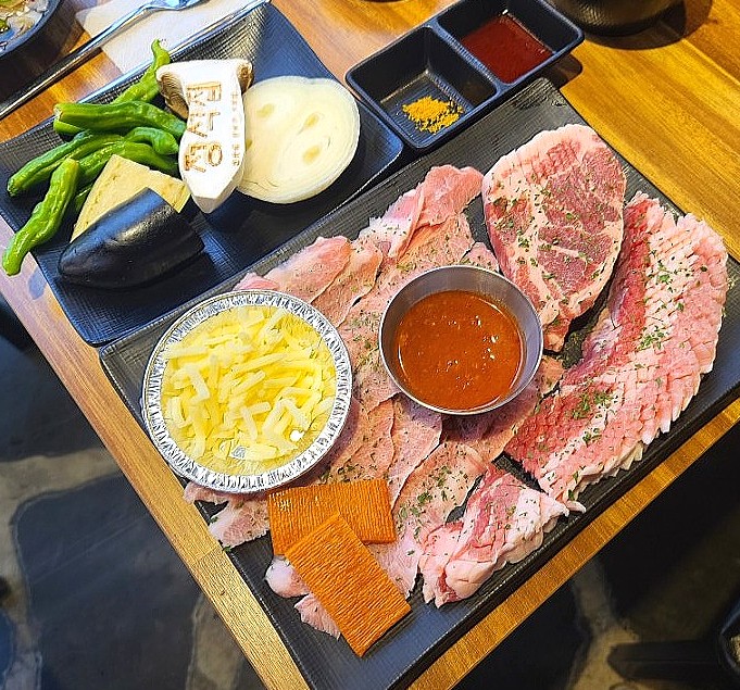  해운대 장산 맛집_ 돼지고기 강추하는 정석집
