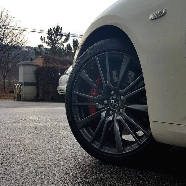  인피니티 G37 (Q50, M37, G35) KGC 4P 브레이크 -  캘리퍼와 패드의 성능에 관하여