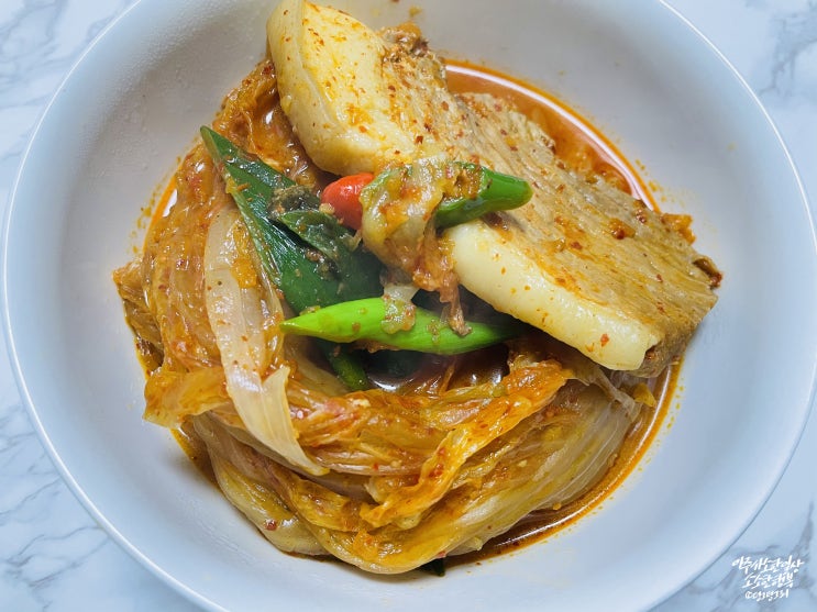  압력솥으로 밥도둑 최고 돼지뒷다리살 김치찜 만들기