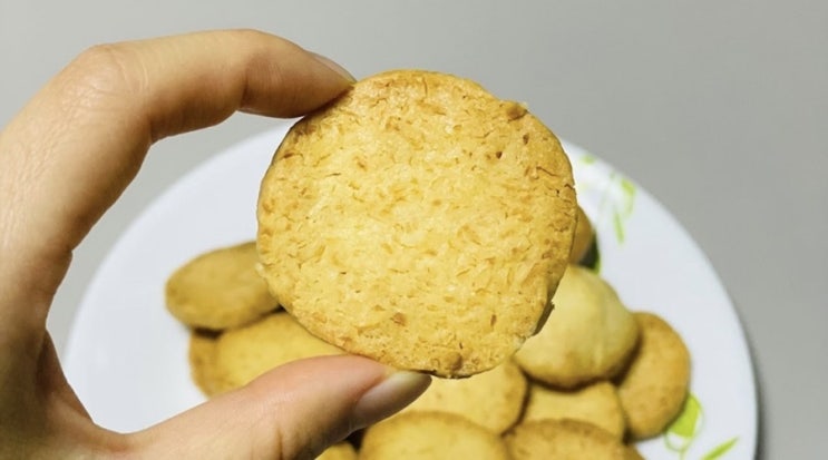 초보 베이킹 도전기 2 : 황치즈쿠키 , 머랭쿠키 , 코코넛롱 쿠키 , 상투과자