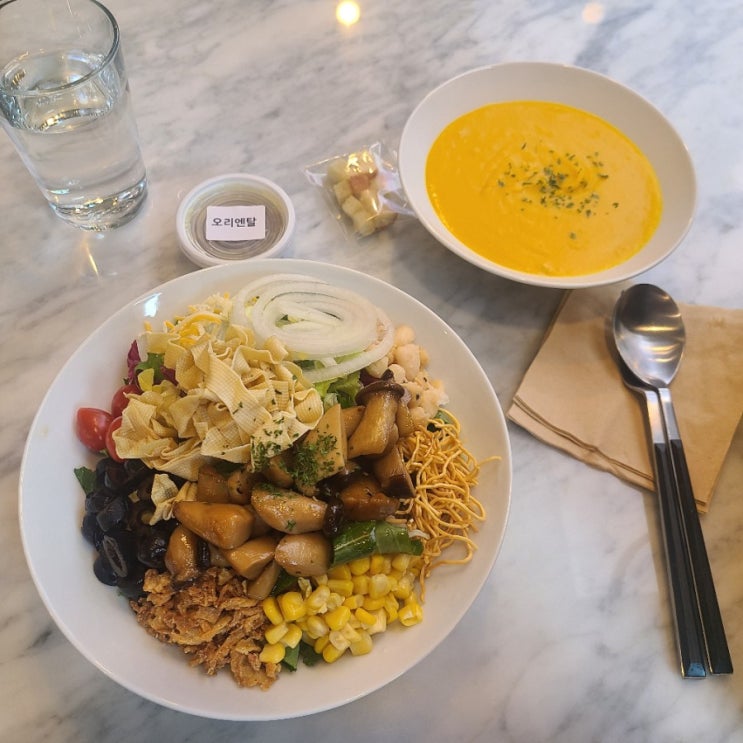  [샐러드 맛집] 다이어트 점심식사, 샐러드봉봉에서 두부버섯샐러드와 단호박스프