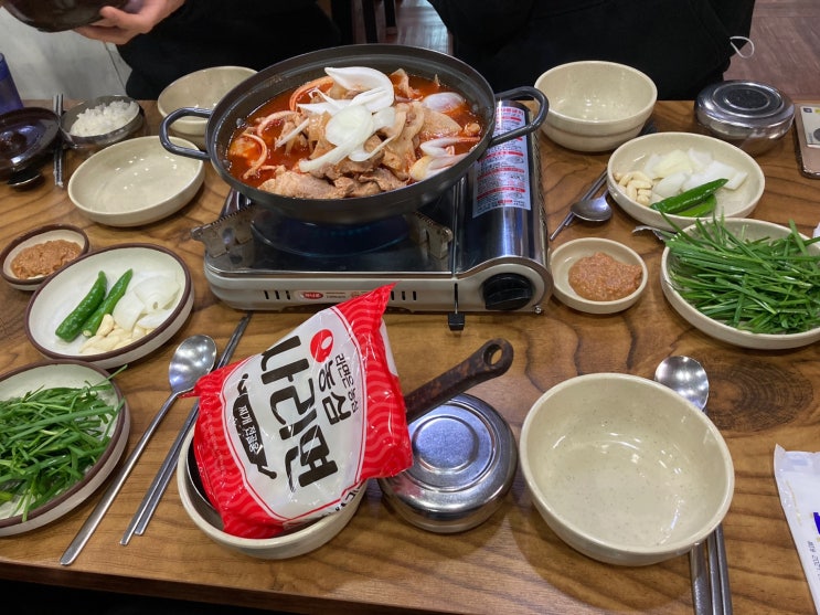  호호돼지국밥 | 창원 국밥 | 도청 맛집 