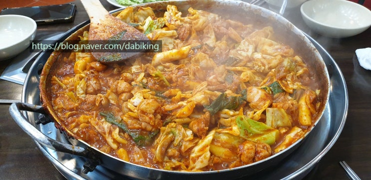  파주 나들이 2일차 닭이봉 원조 춘천 닭갈비 먹방