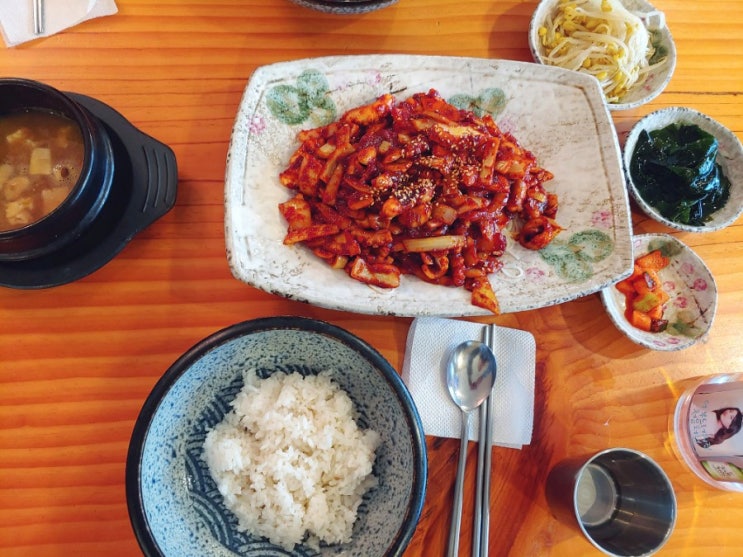  매콤한 낙지볶음 맛집 ! 시골길 낙지볶음 