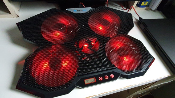  노트북거치대 쿨러 얼리봇 태풍 K3 LCD 리뷰