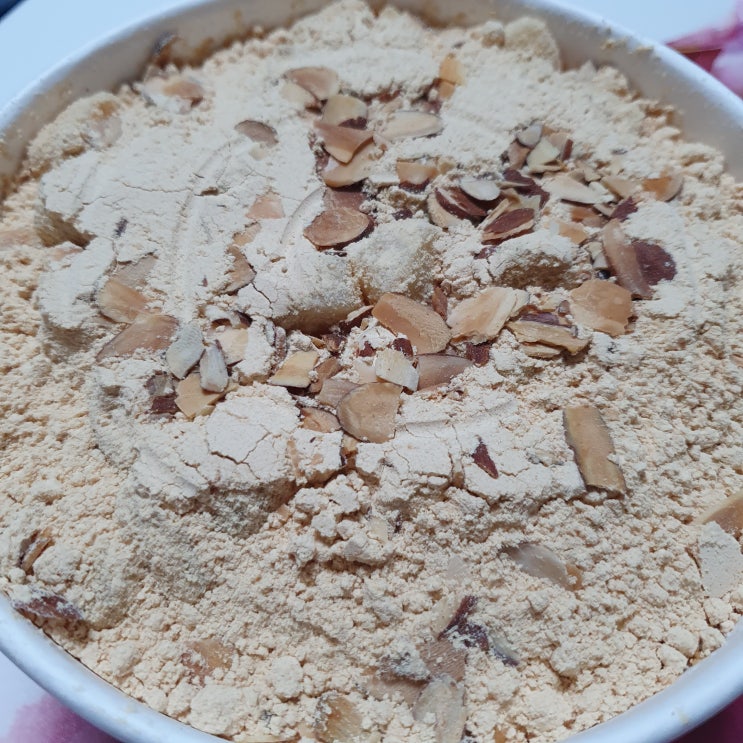  언제나 맛있는 설빙 인절미 빙수