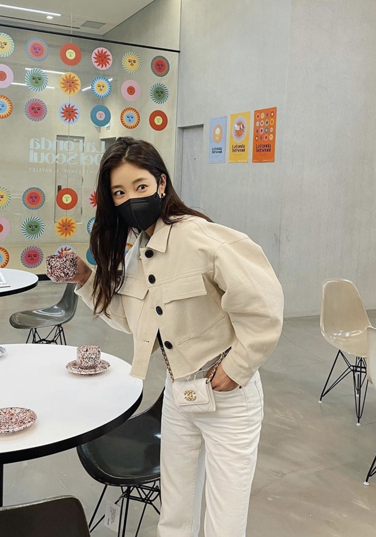  기은세 자라 크롭자켓(아이보리) zara cropped cotton jaket