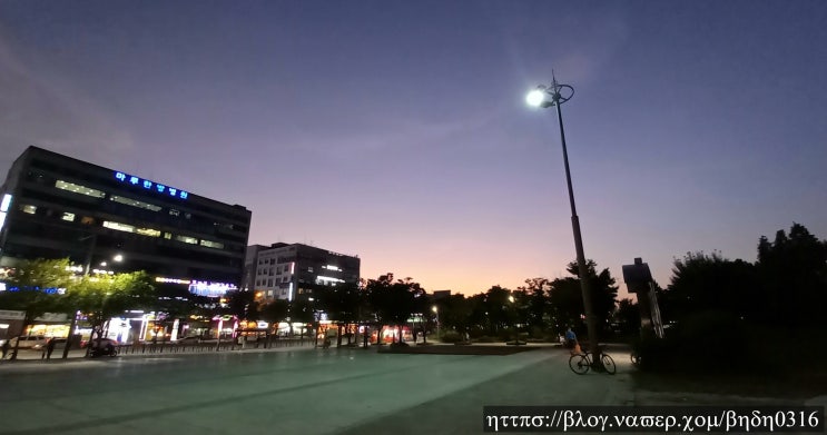  소설구성, 웹툰시나리오와 이것의 차이