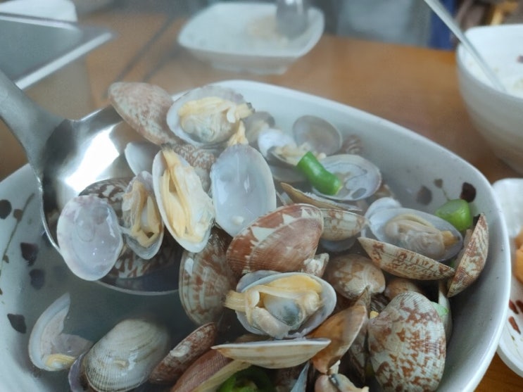  [안산/대부도]와각칼국수-바지락 죽,와각탕,바지락 비빔칼국수,칼국수,비빔밥을 코스로 먹을 수 있는 바지락 맛집
