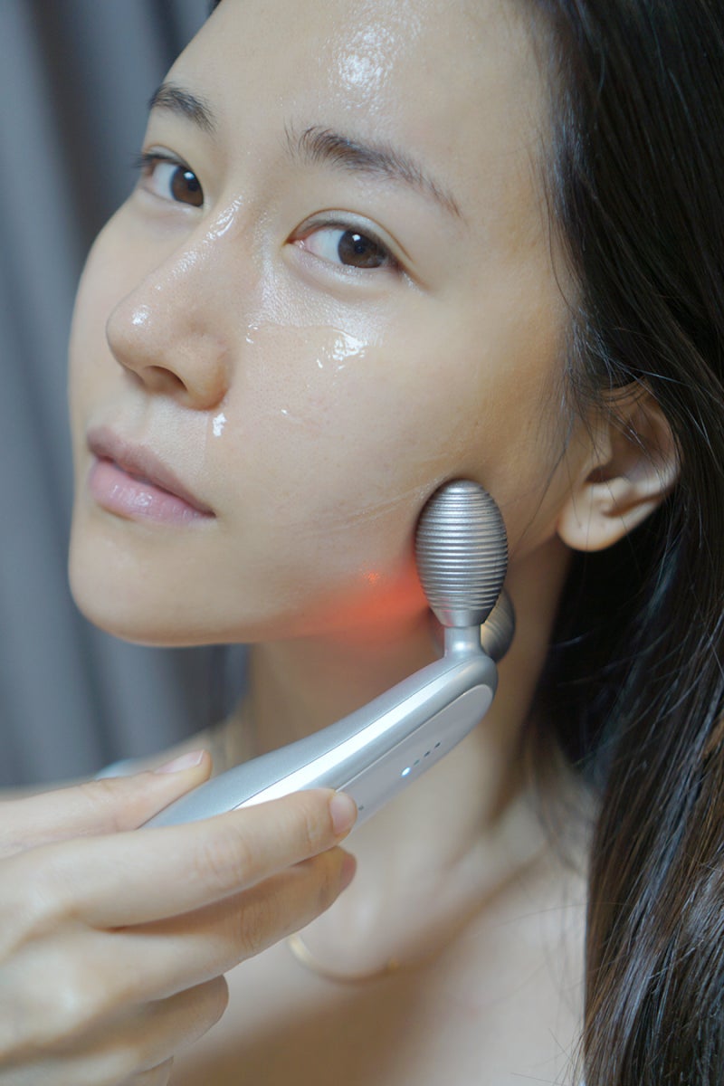 메디큐브 에이지알 경락 마사지 탄력 효과 가능한 피부홈케어 방법! 7