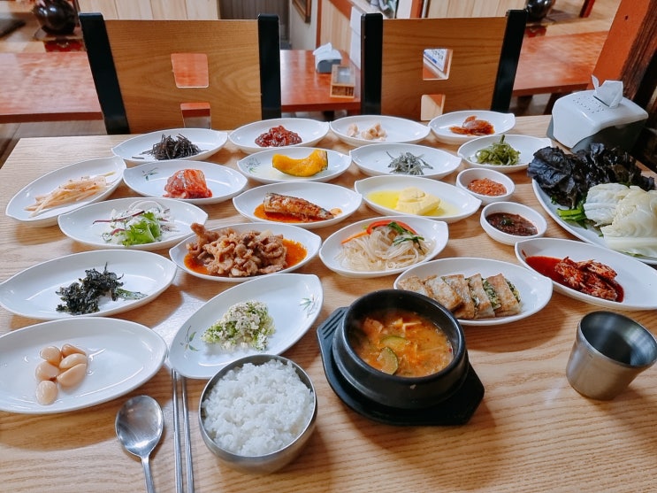 경주 대릉원에서 만난 찐 맛집 시골쌈밥