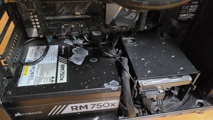  [커세어 수냉 누수] 터져버린 CPU 쿨러.. H100i v2 하이드로 시리즈 #수냉쿨러 #짭수 #폭발