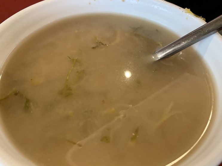  냉이된장국 이런게 한식뷔페에서도 나오네요!?