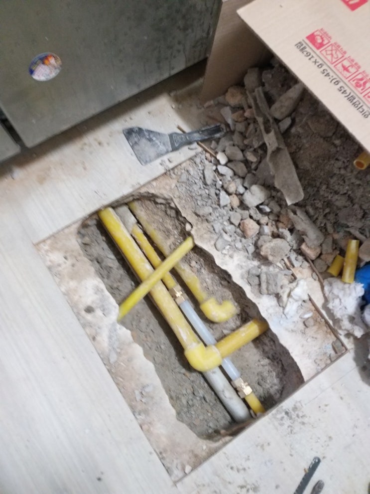  부산 학장동 누수탐지 학장동의 금강아파트에서 온수누수를 바로 잡아드렸습니다.