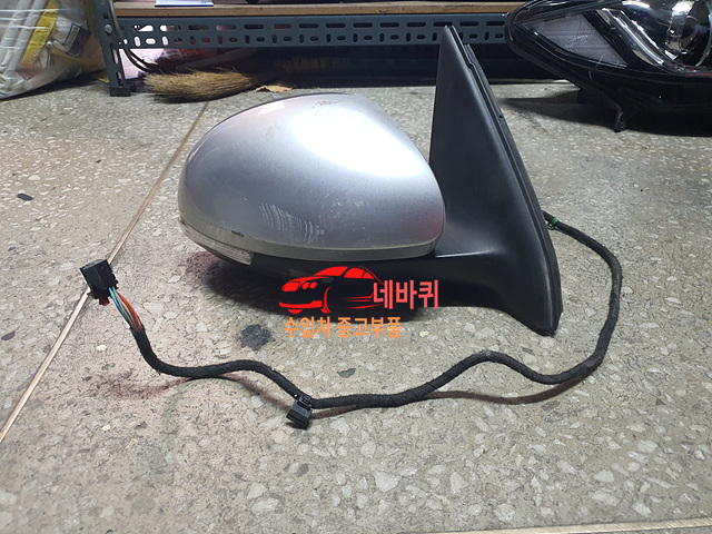  수입차중고부품 - 폭스바겐 티구안 백미러 사이드미러 중고 5N1 (장안동중고부품, 폭스바겐중고부품, 중고백미러, 네바퀴)