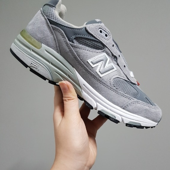 선택고민 해결 뉴발란스 993 그레이 newbalance GL 러브킥스 추천해요