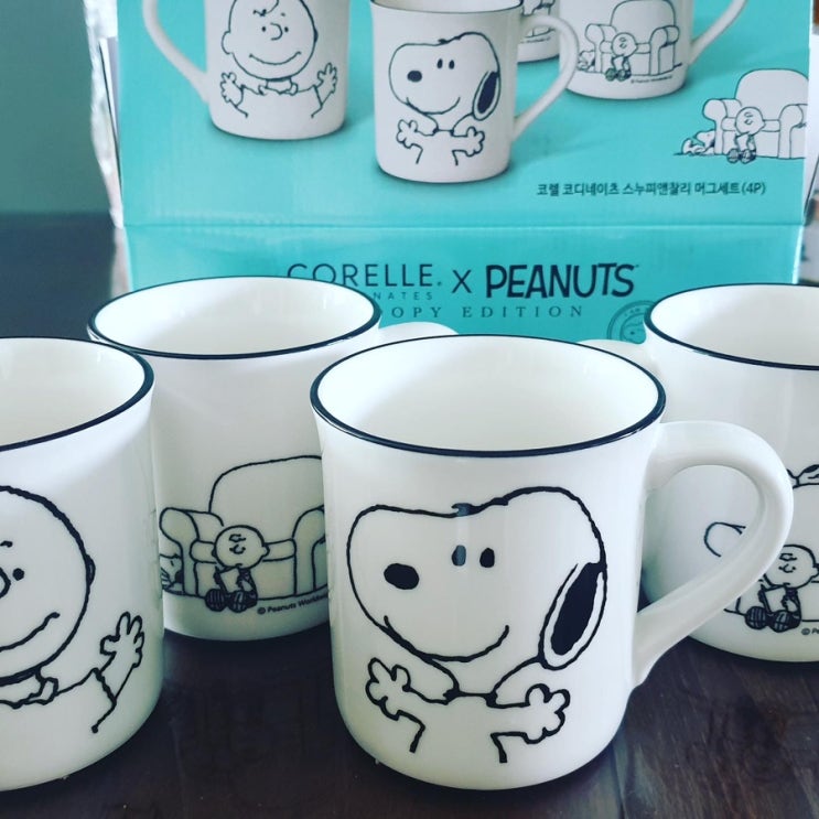 코렐 CORELLE 스누피앤찰리 머그 세트 4P 에디션 코렐 CORELLE 스누피앤찰리 머그 세트 4P 에디션