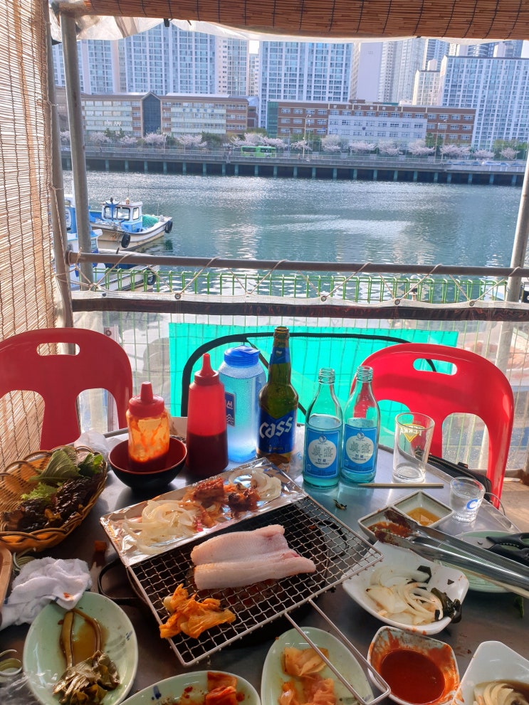  [용호동 섭자리 포장마차]뷰멋진 26호 해녀며느리