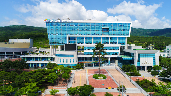 이천시, 전국 최초 ICT 기술 활용 노인복지서비스 제공 이천시, 전국 최초 ICT 기술 활용 노인복지서비스 제공