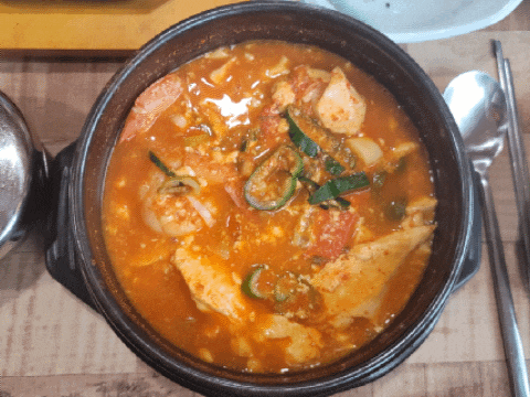  [예산 맛집] 예당 순두부 숨은 예당호 맛집 강력추천! (해물 순두부찌개 / 황태구이)