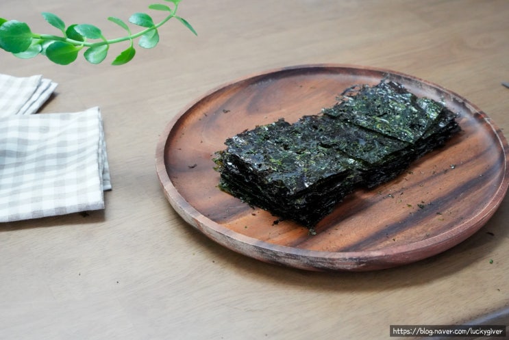 죽도시장 건어물 가게 추천 곱창김, 반건조 오징어 너무 맛있어요 죽도시장 건어물 가게 추천 곱창김, 반건조 오징어 너무 맛있어요