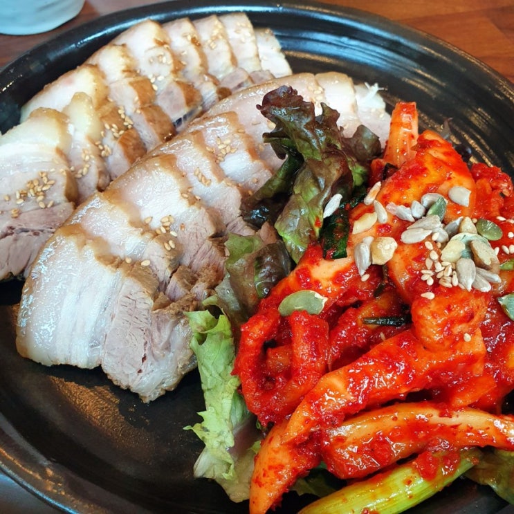  안국역 한식 맛집 '북촌도담' 에서 삼겹살 보쌈 먹구왔어요 :)