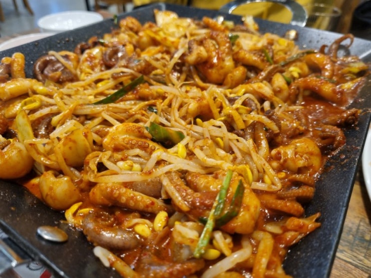  상암 맛집) 백년 교동짬뽕에서 철판쭈꾸미를 먹었다