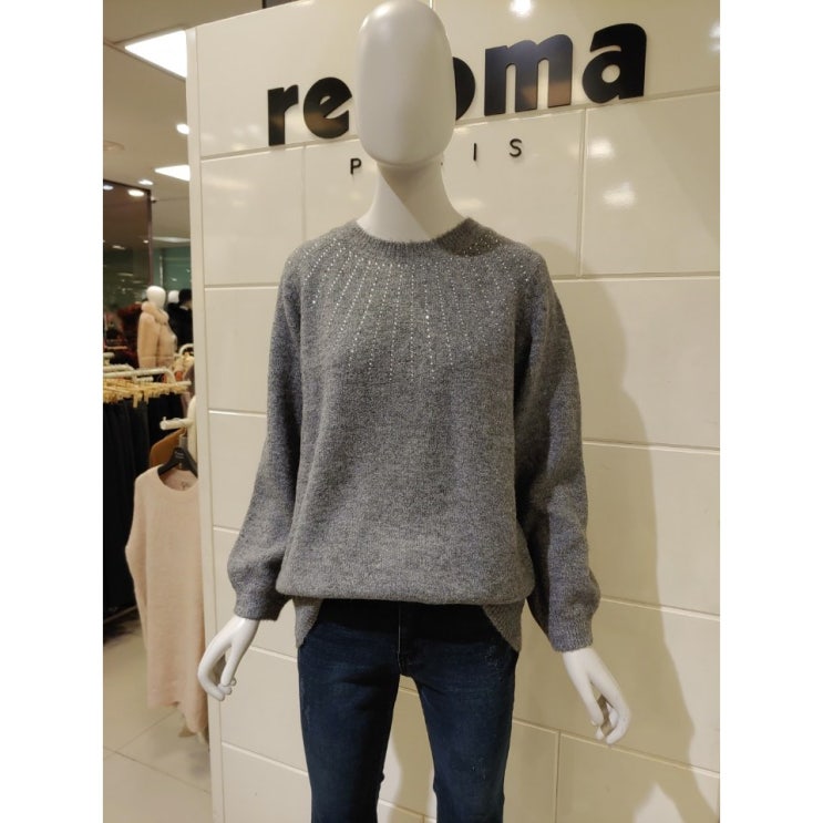 핵가성비 좋은 레노마레이디 큐빅장식 볼륨소매 니트CX42KP220 ··· 핵가성비 좋은 레노마레이디 큐빅장식 볼륨소매 니트CX42KP220 ···
