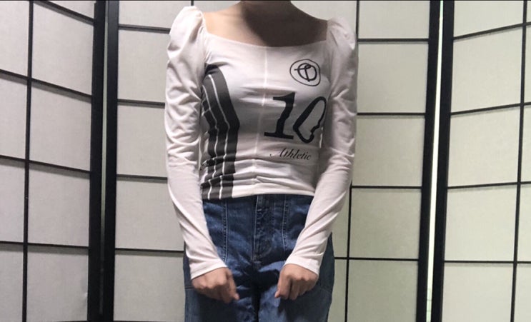 더오픈프로덕트 TheOpen Product 티셔츠 데일리룩 코디