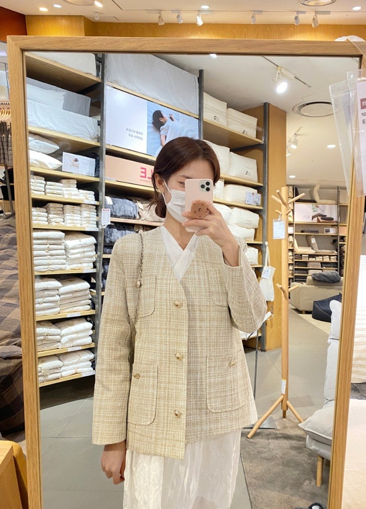인지도 있는 봄신상 * 블링 노카라 트위드 벨트 싱글 포켓 자켓 2color 추천해요 인지도 있는 봄신상 * 블링 노카라 트위드 벨트 싱글 포켓 자켓 2color 추천해요