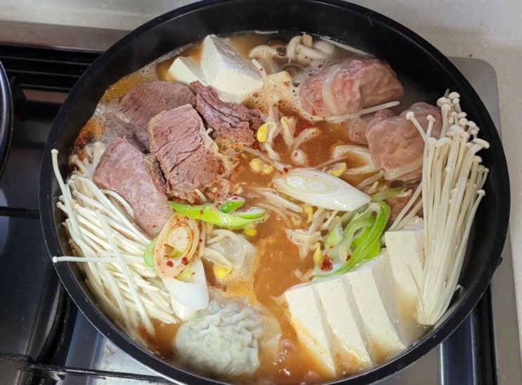  [만두전골레시피]김수미 두부전골 양념장 사골곰탕 활용 김수미 만두두부전골 만드는 법 - feat. 버섯듬뿍