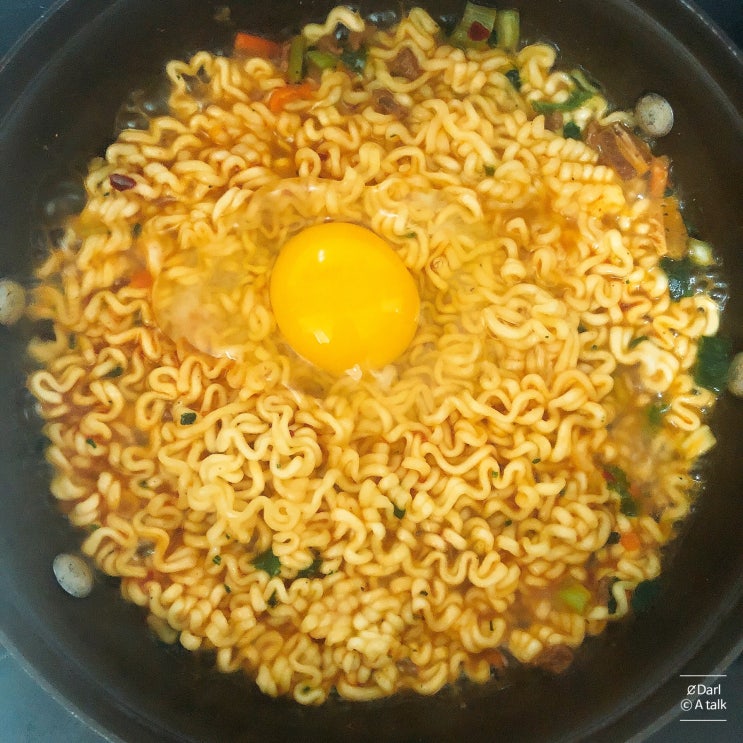  초간단 쿠지라이식 라면 만들기 + 이마트 트레이더스 에그타르트 후기후기