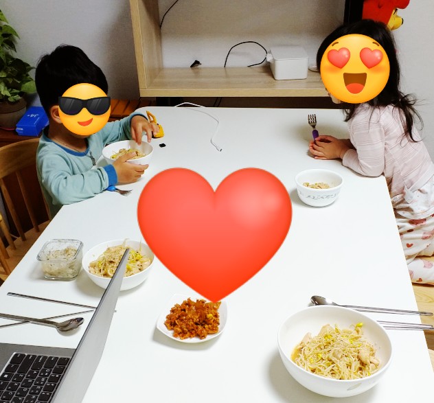  내겐 너무 아찔한 그녀 - 볶음 국수와 닭고기 구이 만드는 법(코로나 일상생활)오늘은 뭐 먹지