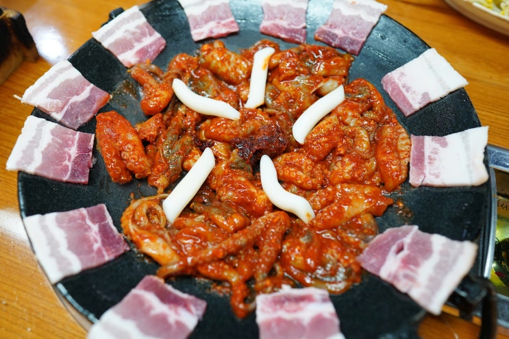  수원역쭈꾸미 맛집 오쭈 수원역점 :: 쭈꾸미 삼겹살에 벌집꿀막걸리까지!