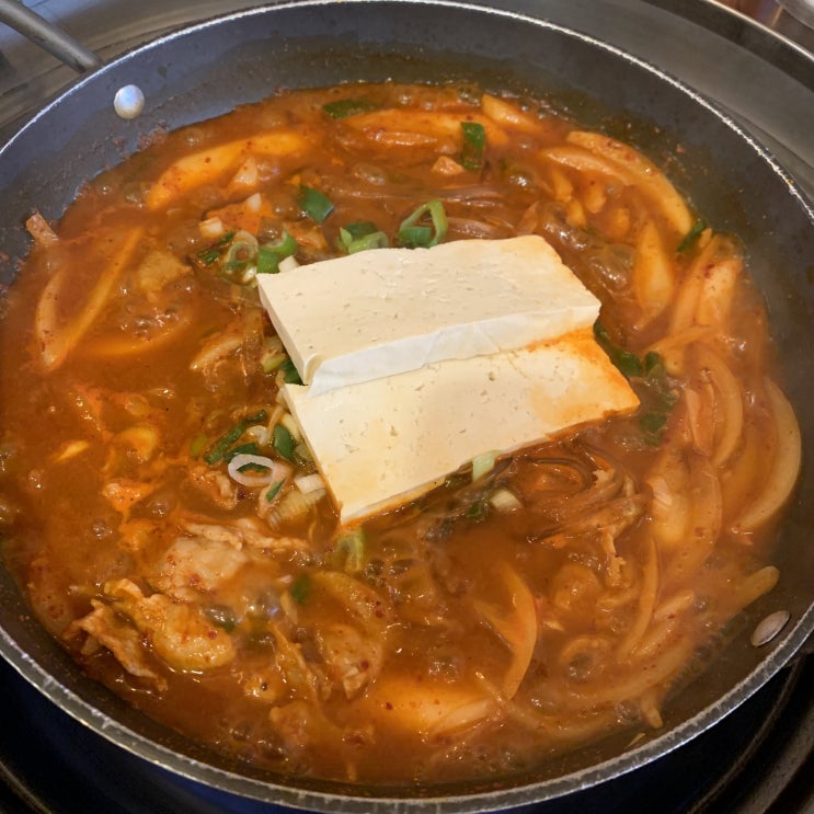 <서울 사당역 맛집> 점심으로 든든하고 깔끔한 짜글이 맛집, "배부장찌개 사당점" (7.8) <서울 사당역 맛집> 점심으로 든든하고 깔끔한 짜글이 맛집, "배부장찌개 사당점" (7.8)