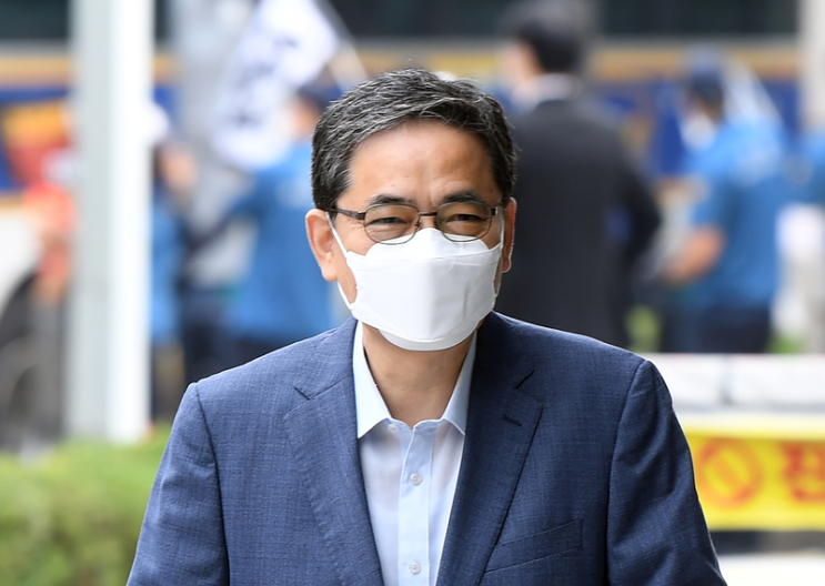 "화천대유는 곽상도 아들 '50억' 산재 보고서 내라" 고용부 통지 "화천대유는 곽상도 아들 '50억' 산재 보고서 내라" 고용부 통지