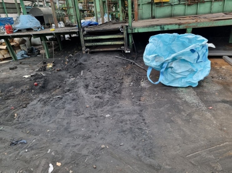  부산양산청소업체 공장바닥청소 바닥흙먼지제거 고압세척작업
