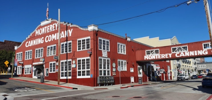  몬트레이 캐너리 로우 Cannery Row in Monterey Bay