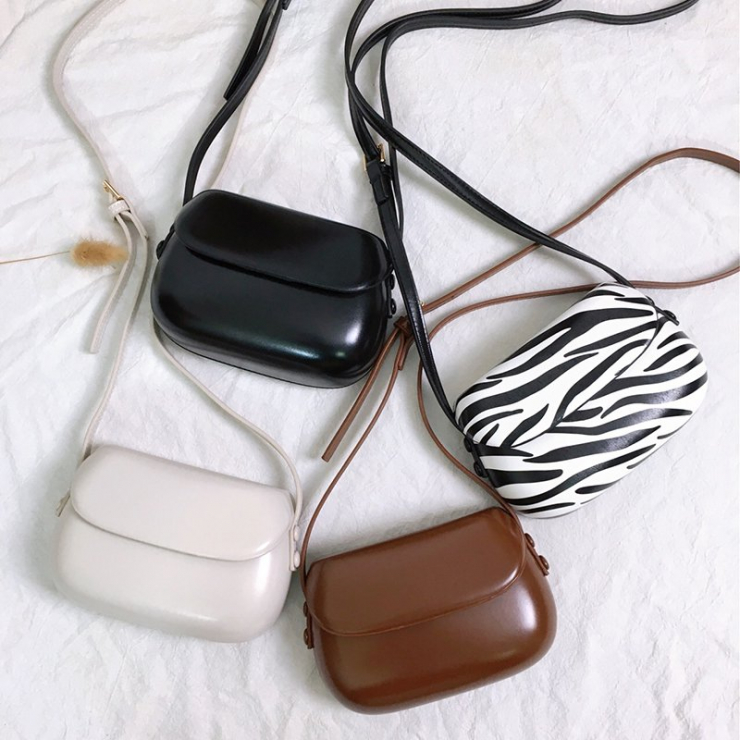 얼룩말 패턴 말굽 안장 가방 미니 크로스 바디 가방 여성 야생 기능 휴대 전화 작은 가방 트렌드