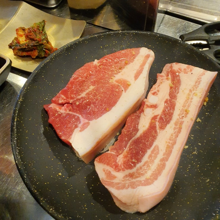 [경기도양평맛집/몽실식당]지리산 흑돼지로 만든 도래창 전문 양평삼겹살 추천:))