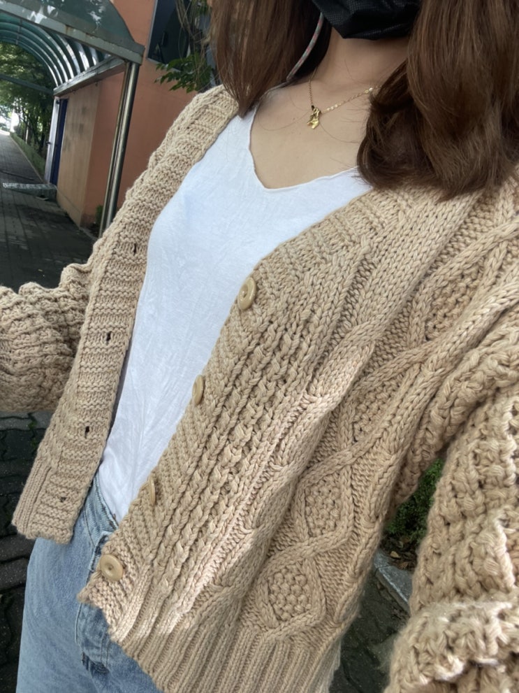  가을엔 역시 가디건이지~ 베이지 데일리 가디건