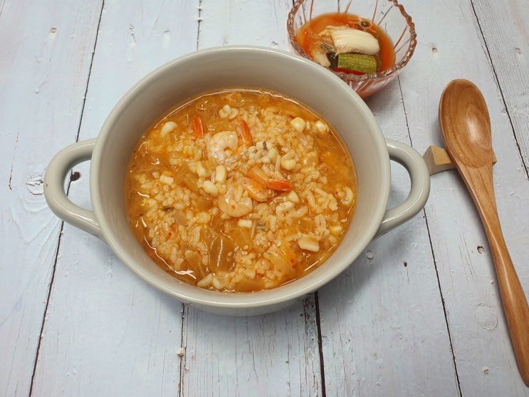  해물김치해장죽 끓이는 법  콩나물 넣어 더 깔끔하게 만들기