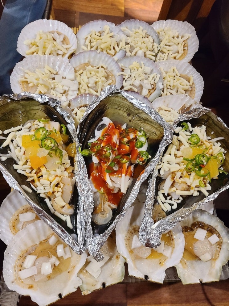  갯벌의 진주2탄 (서울 송파 가락동) 조개구이 조개찜 맛집특별출연-오돌뼈&새우튀김