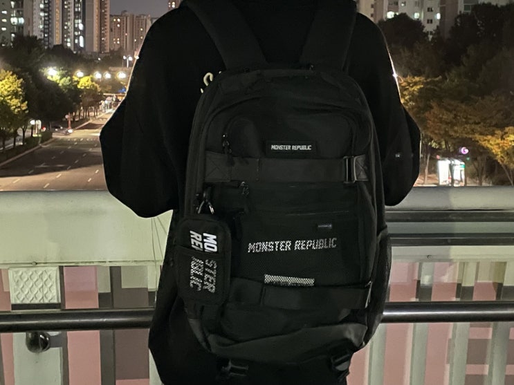  남자백팩추천 몬스터리퍼블릭 데일리백으로 좋아요