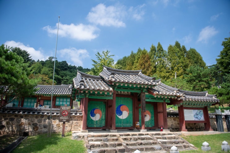  정몽주의 위패를 모신 충렬서원