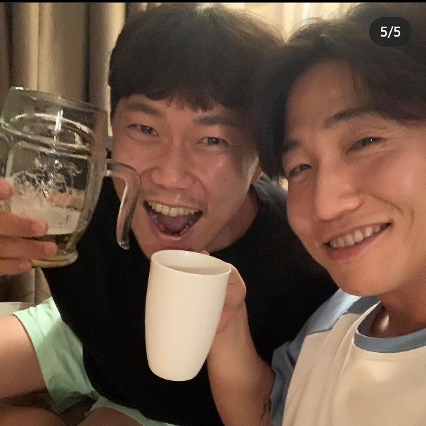  전지적 참견 시점 172회 배우 송진우 매니저 유세윤 나이 결혼 학력 키 데뷔 이병헌