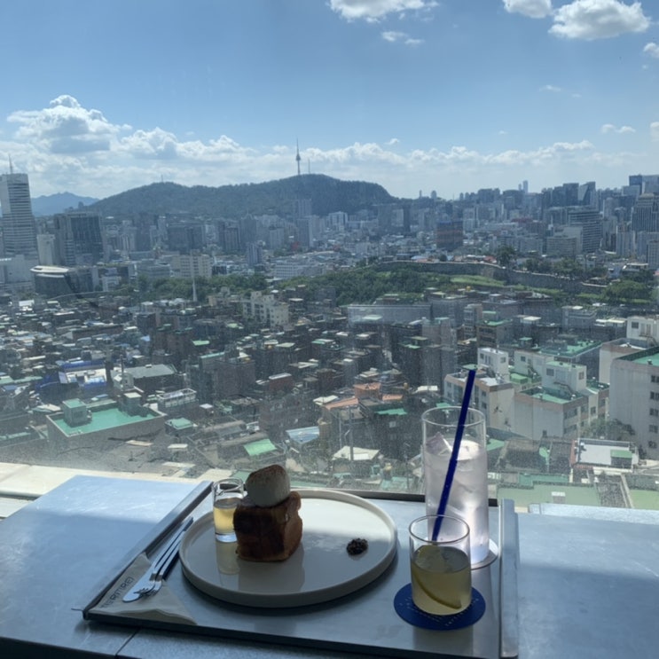  [ 테르트르 ] 서울이 한 눈에 보이는 전망 좋은 카페